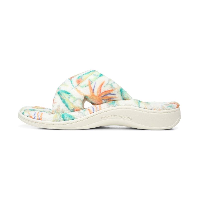 Vionic Women's Relax Slippers - Marshmallow