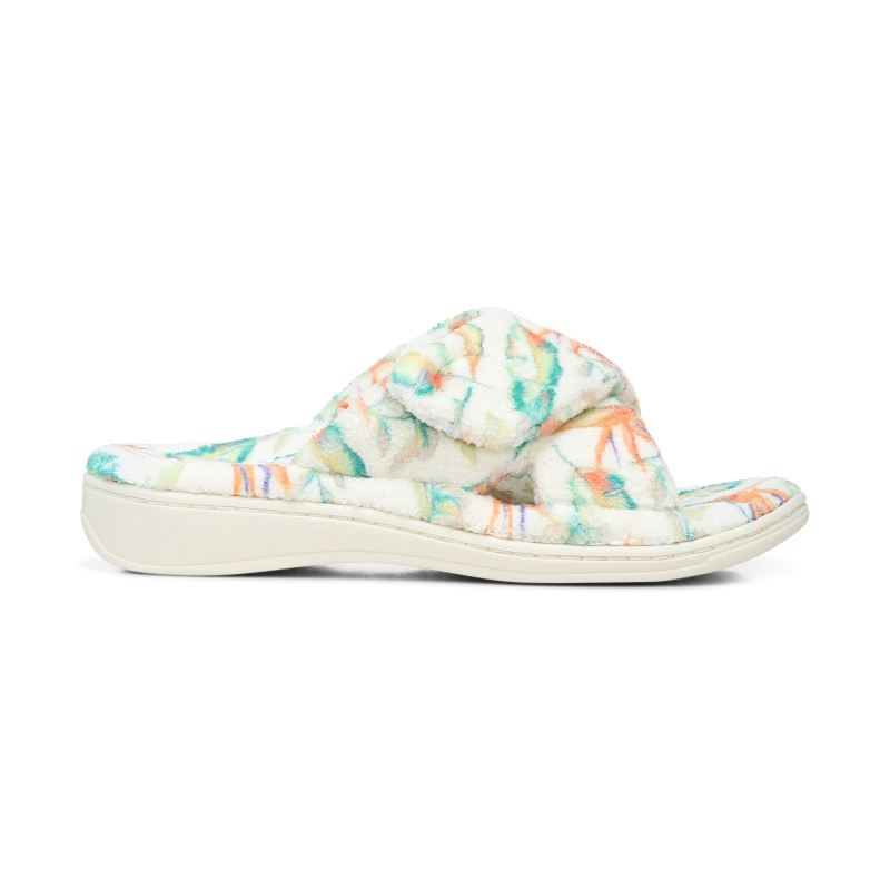 Vionic Women's Relax Slippers - Marshmallow