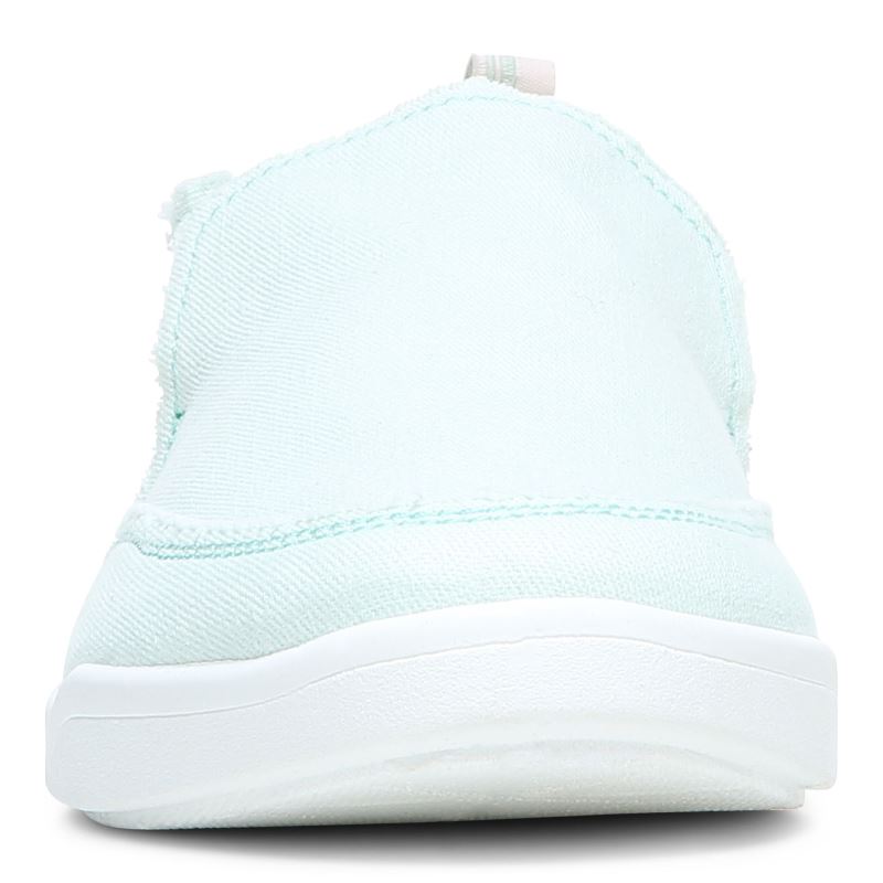 Vionic Women's Malibu Slip On - Seafoam Canvas