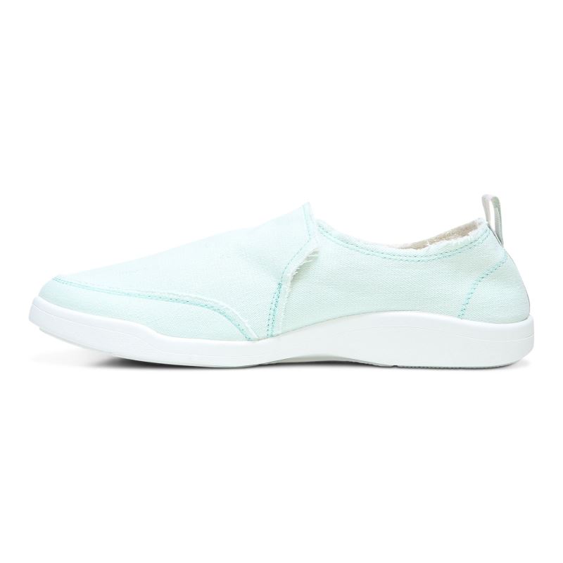 Vionic Women's Malibu Slip On - Seafoam Canvas