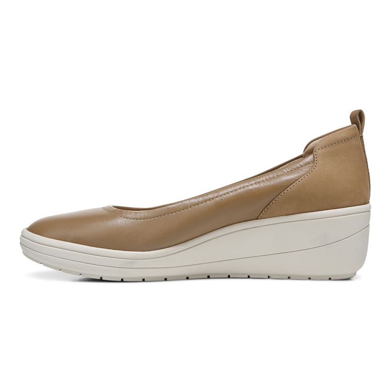 Vionic Women's Jacey Wedge - Toffee