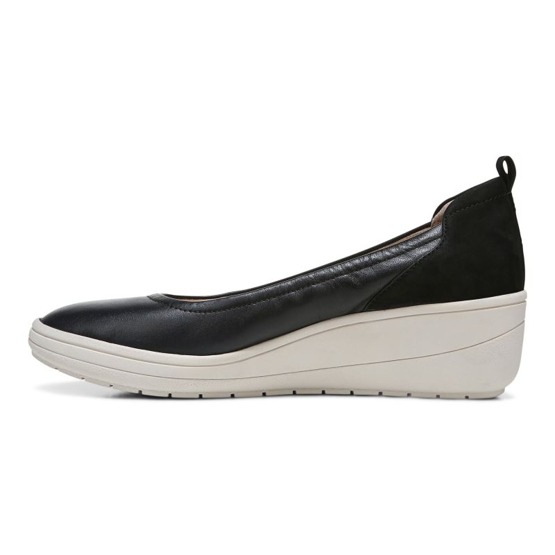 Vionic Women's Jacey Wedge - Black