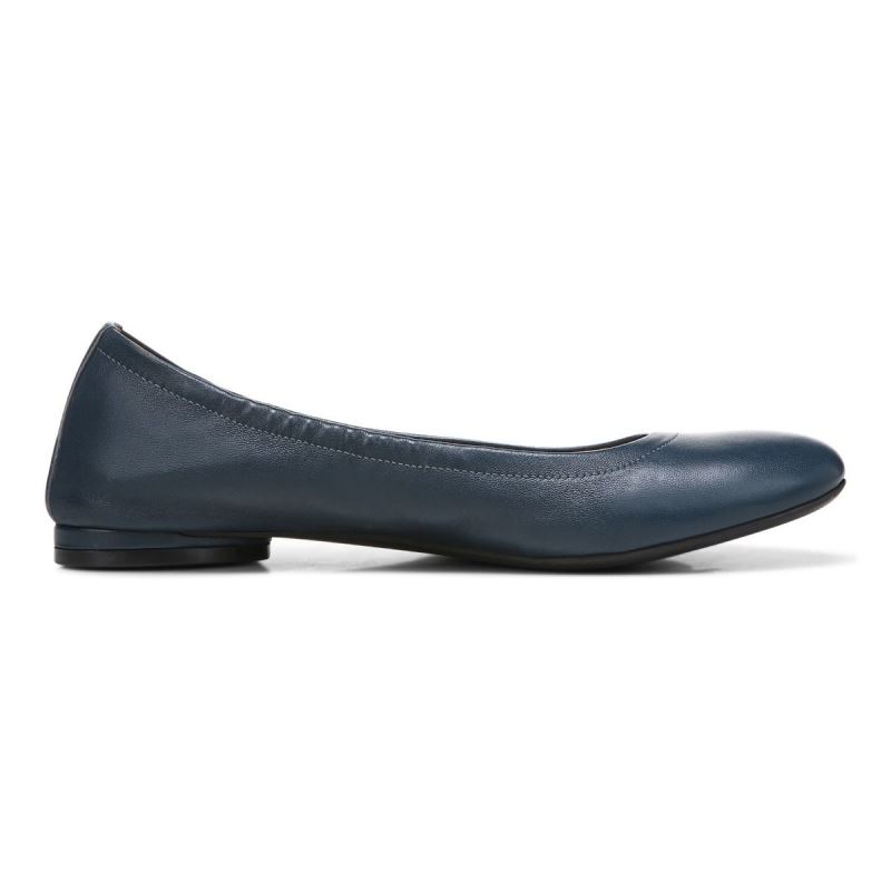 Vionic Women's Alexa Flat - Navy