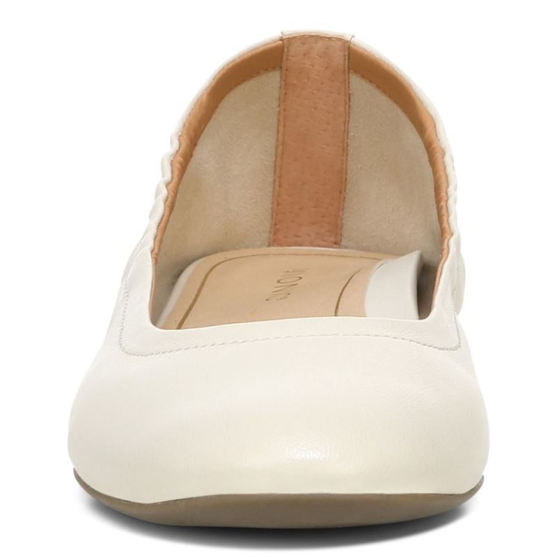 Vionic Women's Alexa Flat - Cream