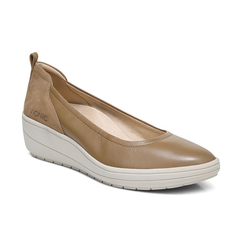 Vionic Women's Jacey Wedge - Toffee