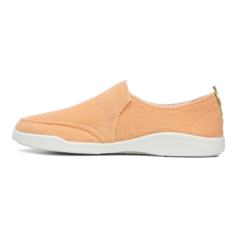 Vionic Women's Malibu Slip On - Apricot Terry
