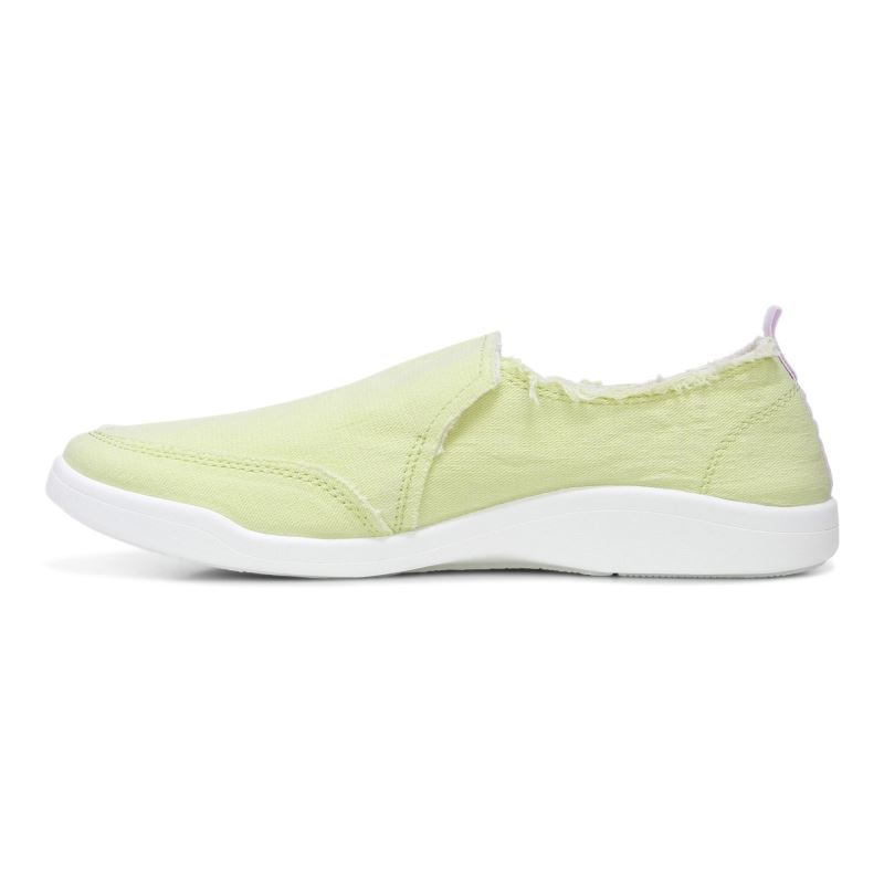 Vionic Women's Malibu Slip On - Pale Lime Canvas