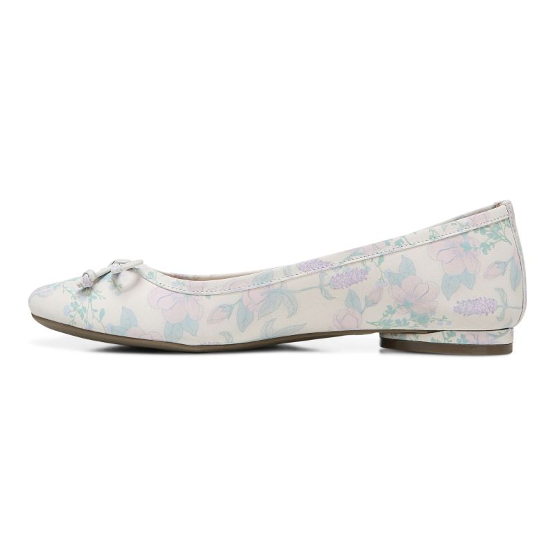 Vionic Women's Callisto Flat - Cream Botanical