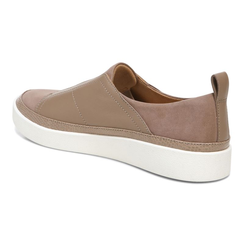 Vionic Women's Zinah Slip on Sneaker - Brownie
